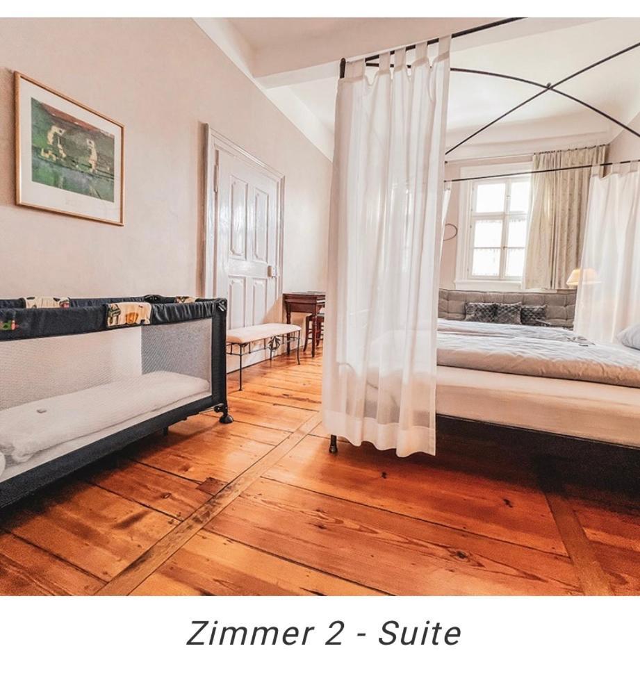Hotel Weinstube Am Markt Gerolzhofen Dış mekan fotoğraf
